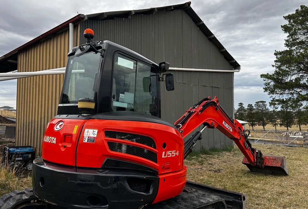 Excavator detailing — Tas Deluxe Mobile Detailing Hobart