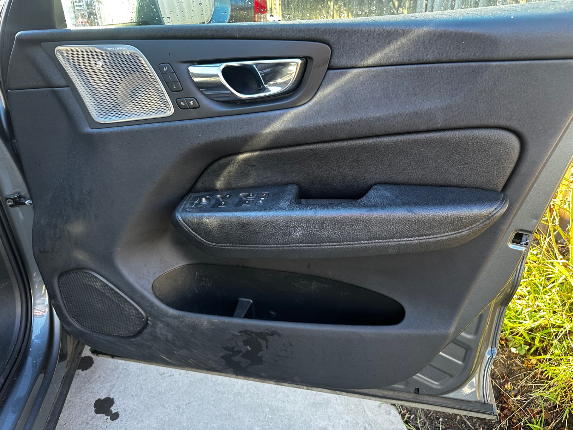 Before — Volvo XC60 door card and trim before and after an interior detail