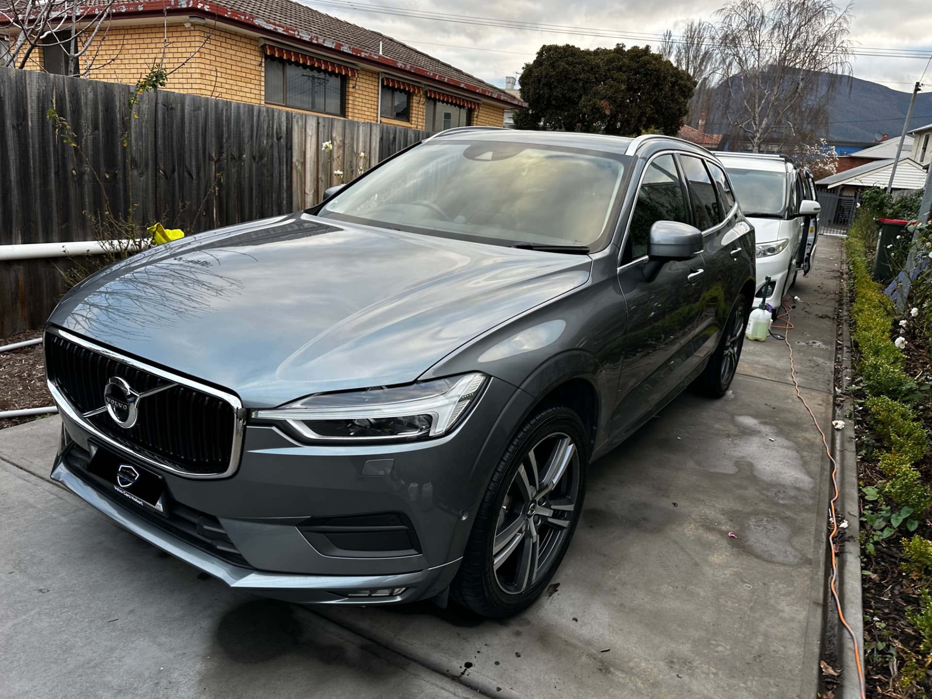 After — Volvo XC60 before and after a full detail exterior wash