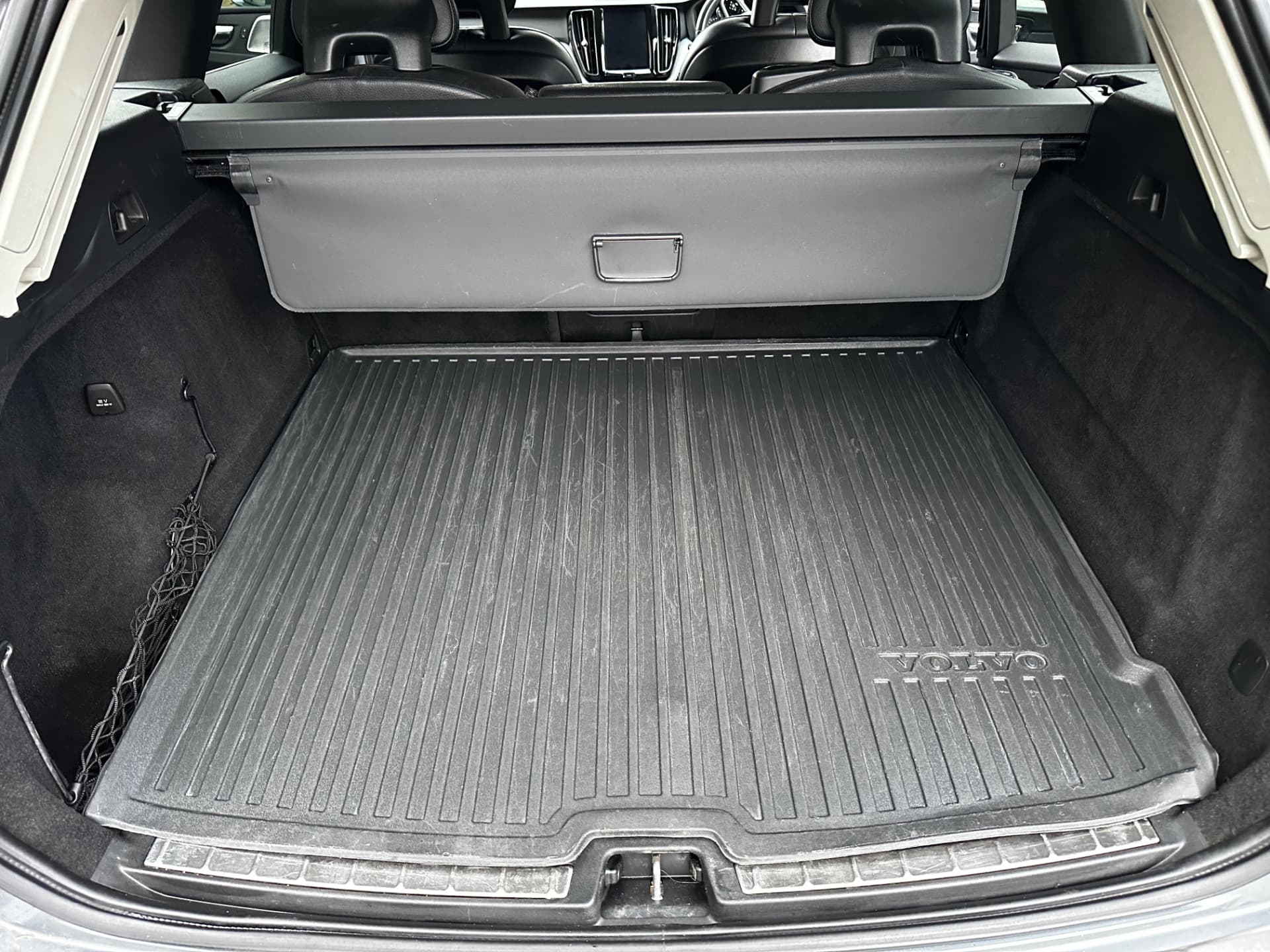 After — Volvo XC60 boot and cargo liner before and after a deep clean